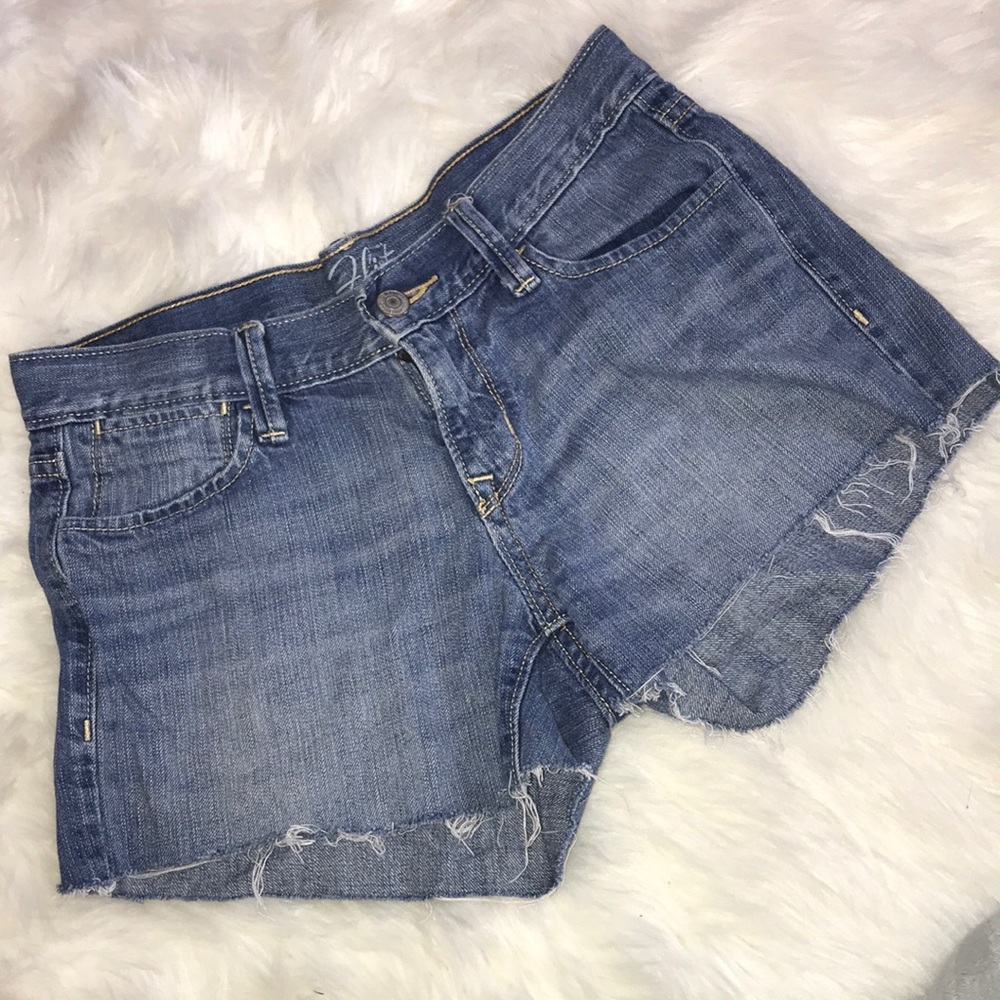 Old navy denim jean shorts